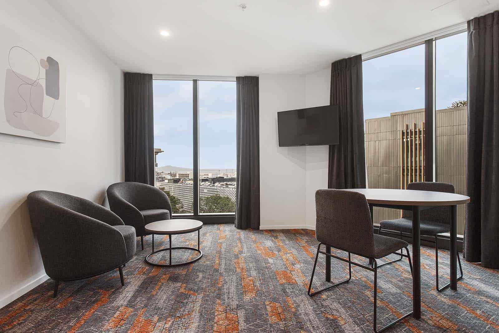 Ramada By Wyndham Newmarket Auckland Exterior photo
